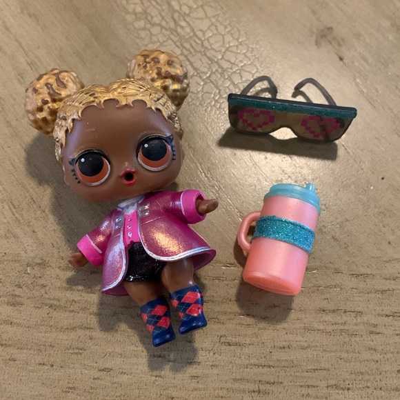 LOL Surprise 3 dolls with cups, clothes, and 1 accessory. - Picture 4 of 4